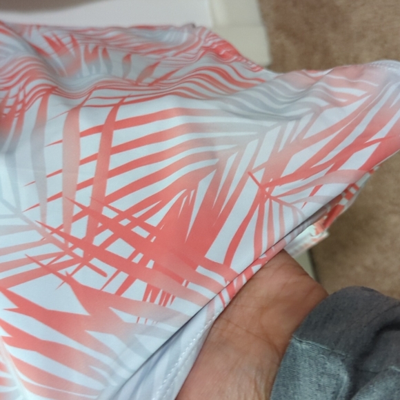 One piece palm print swimsuit - Picture 3 of 4